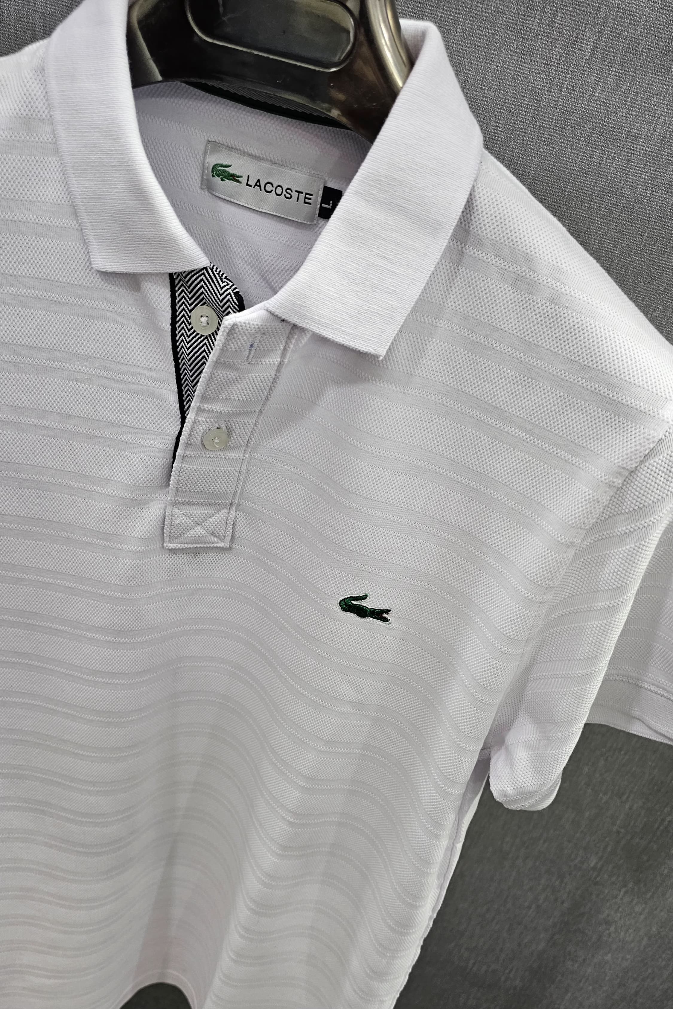 Mens knitted polo shirts in Cotton popcorn self Fabric White