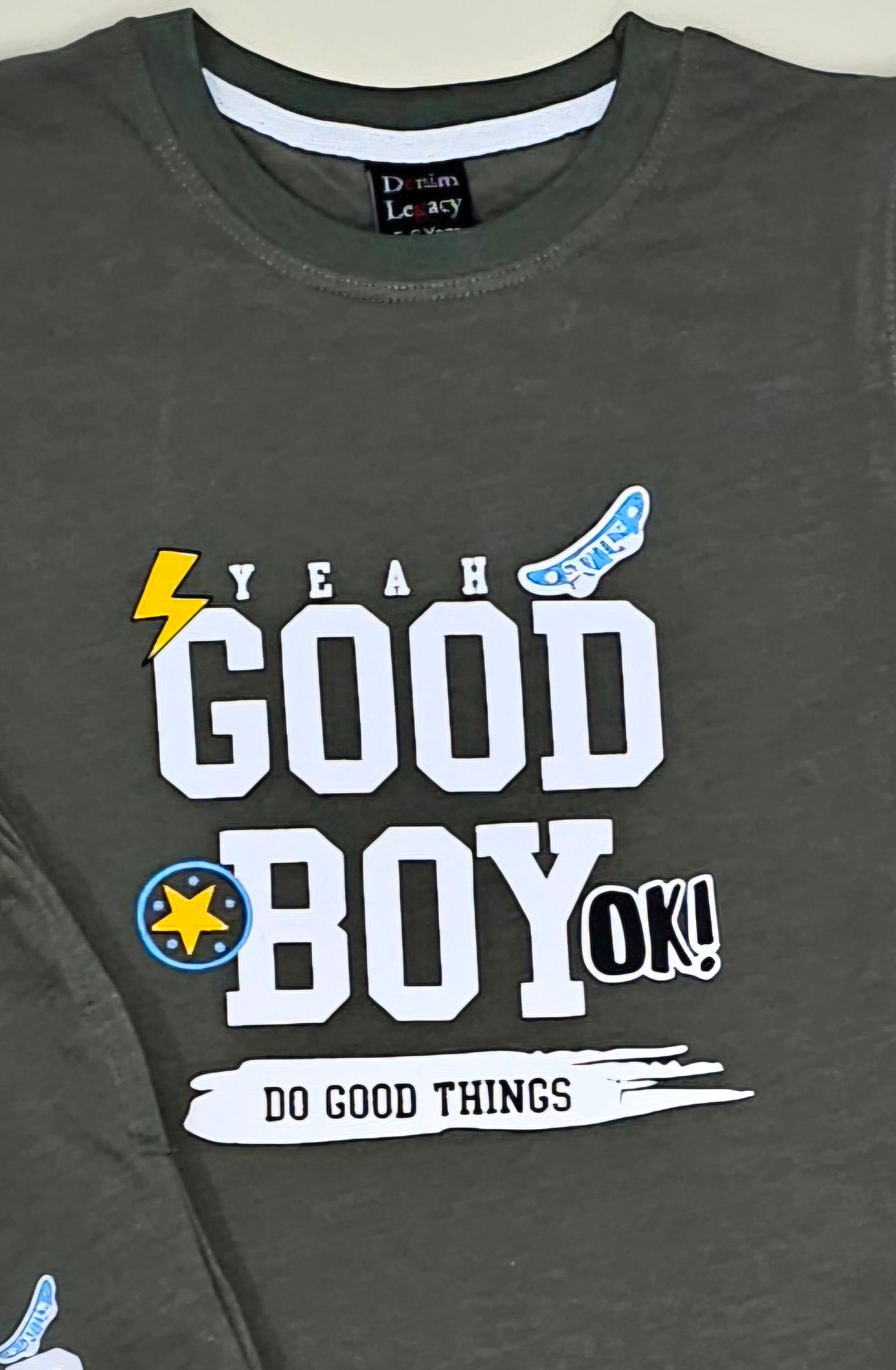 Olive Green, Good Boy Boys Suit with Shorts in Cotton jersey fabric.