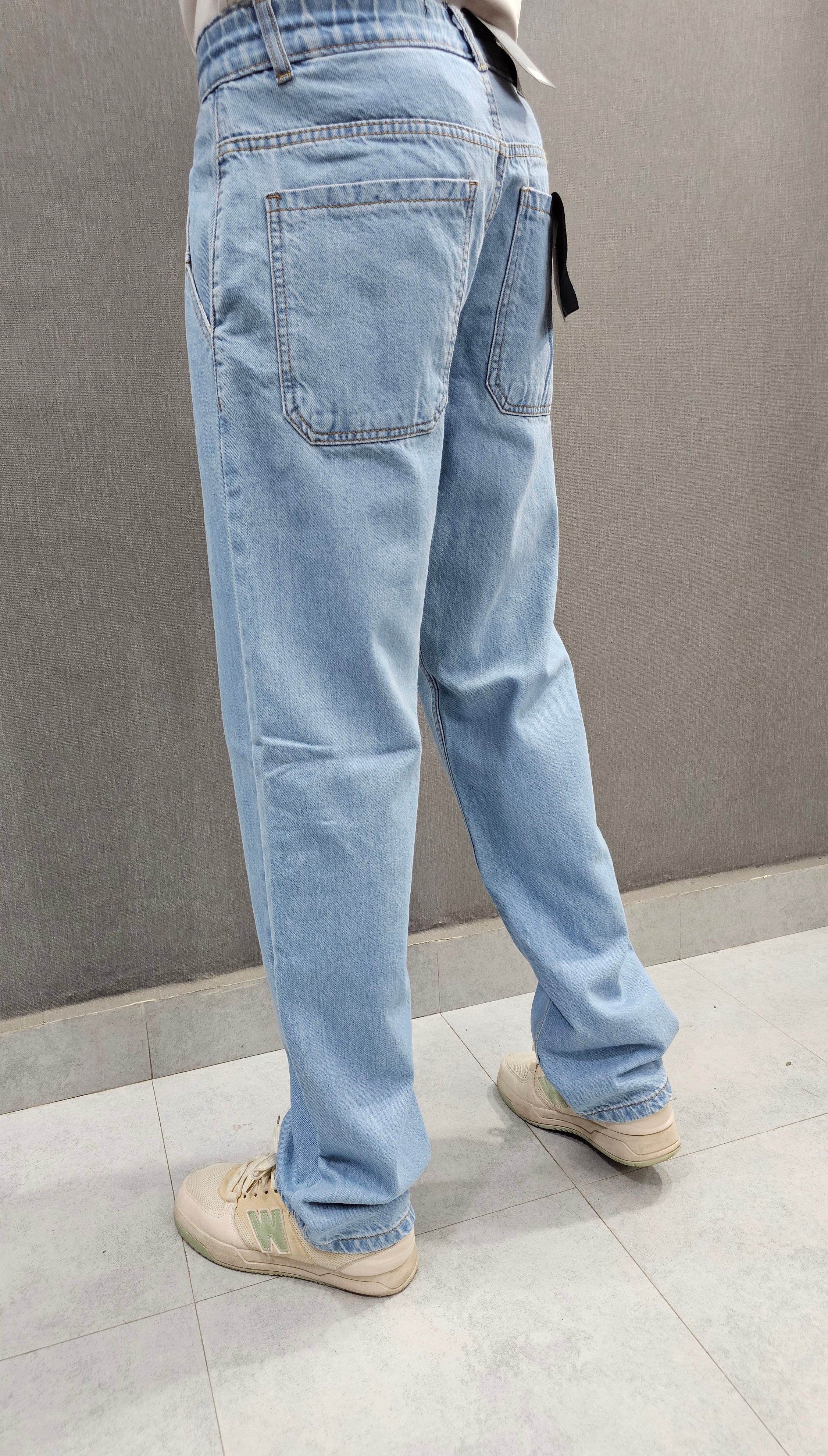 Men's Loose Fit Basic Jeans with elasticated belt, soft comfortable non non-stretch Denim. Ice Blue