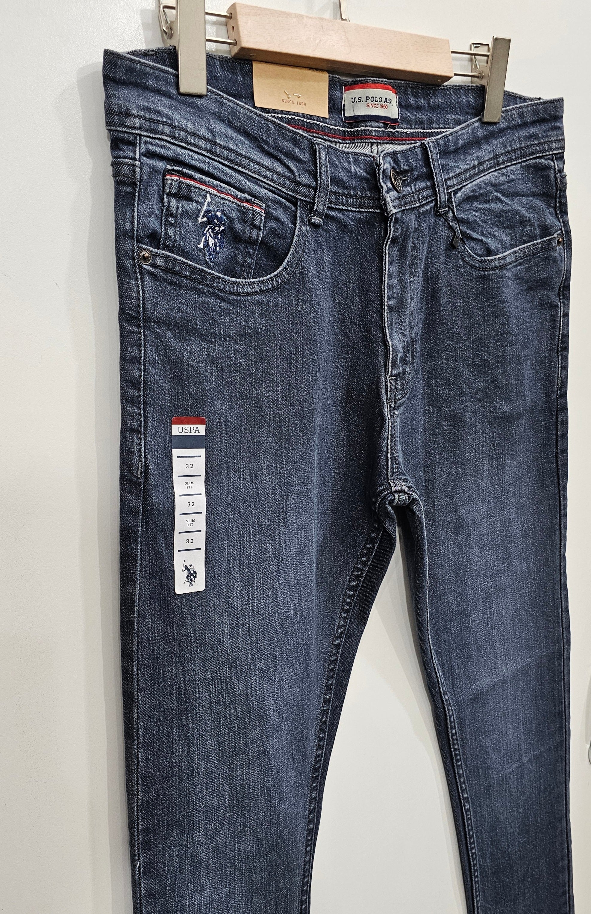 Mens Regular Fit Jeans, soft comfortable Stretch Denim Fabric, Grey colour.