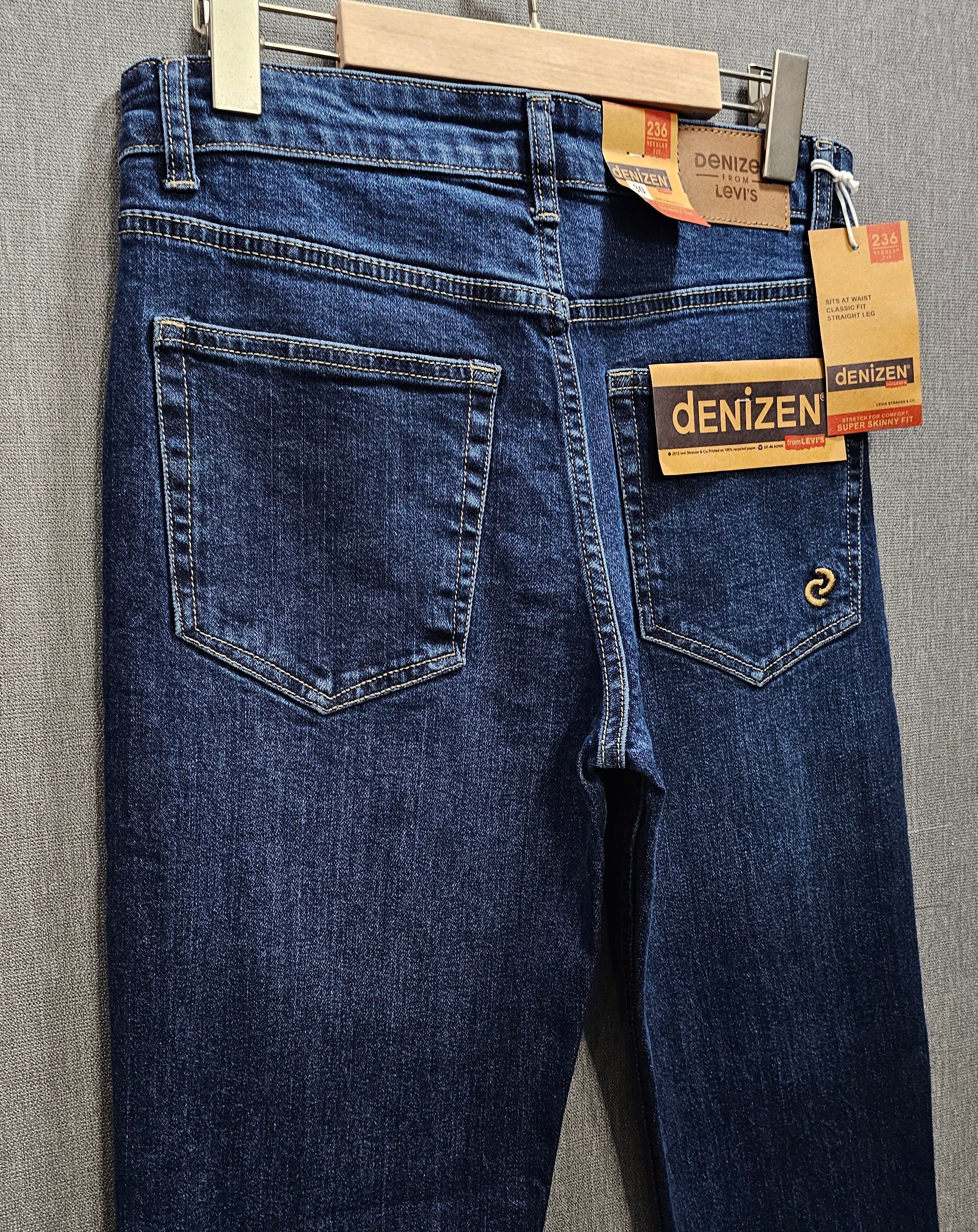 Mens Regular Fit Jeans, soft comfortable Stretch Denim Fabric, Dark Blue colour.