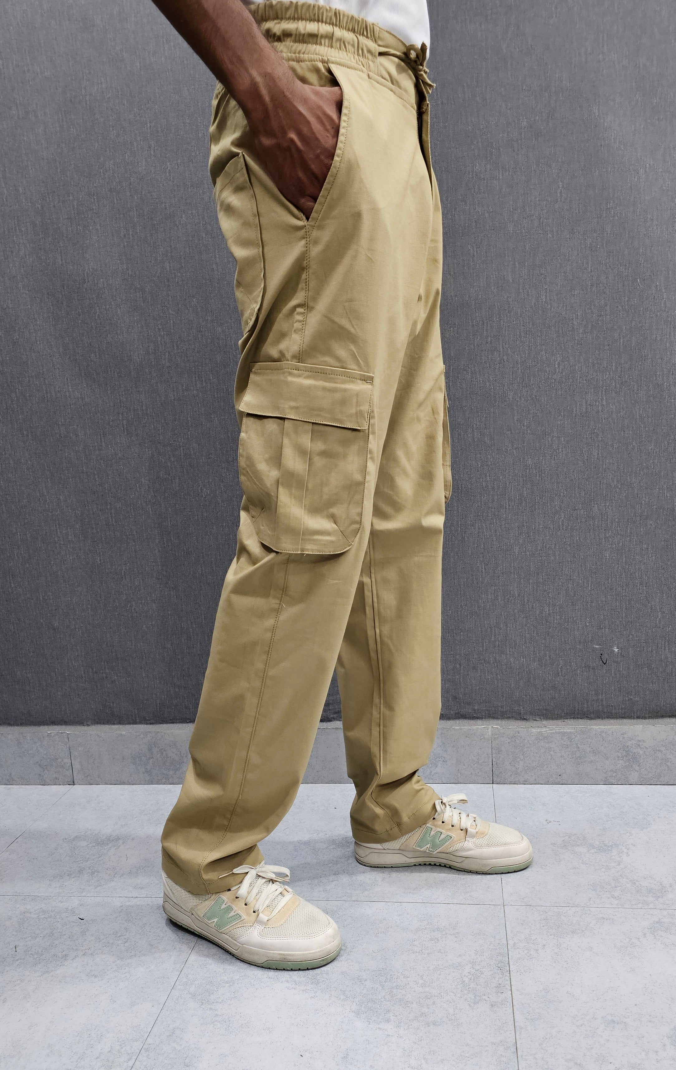 Khakhi Loose Fit 6 pocket , Soft comfortable stretch Fabric.