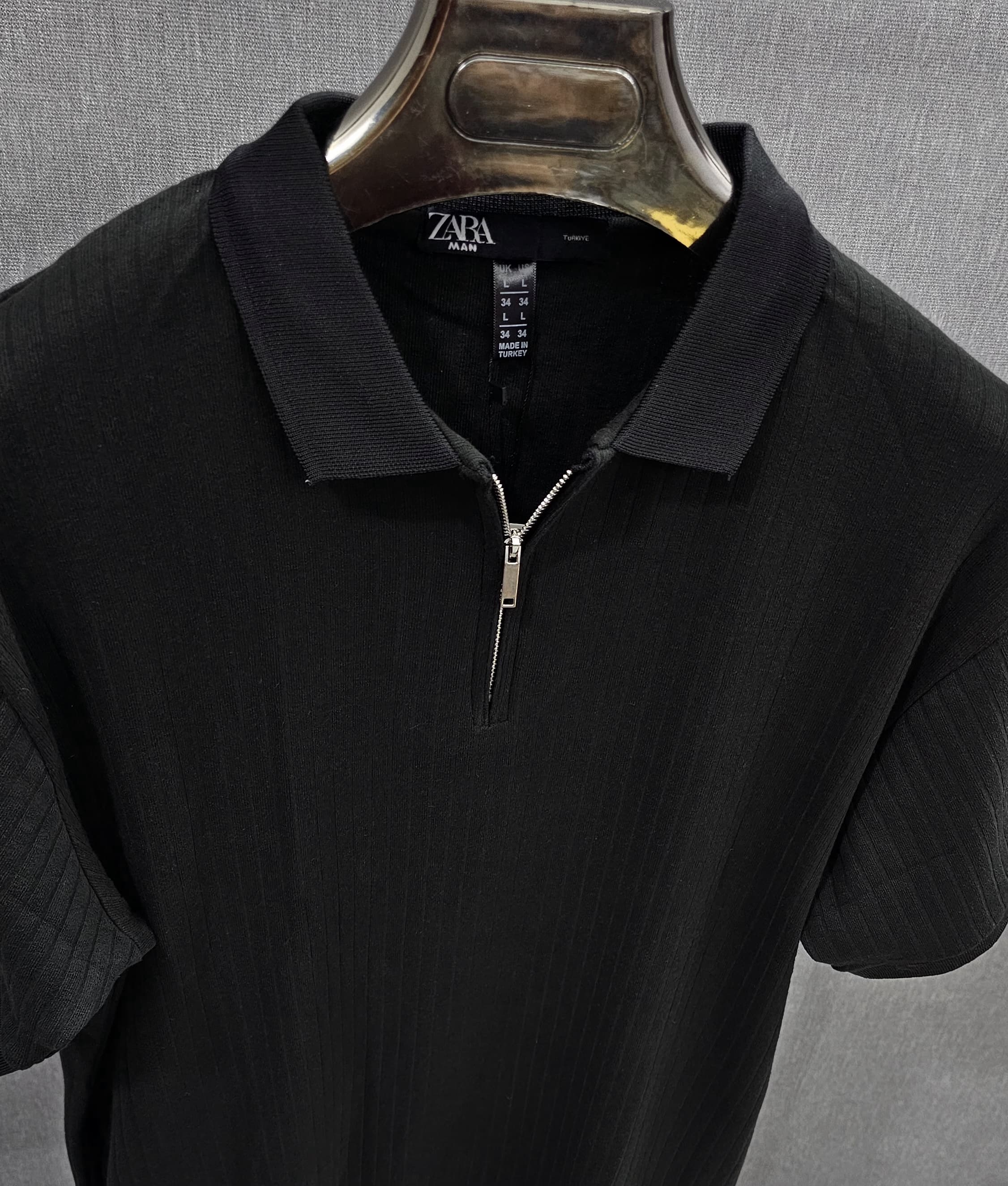 Mens Knitted polo, old money, drop needle cotton fabric, front zip style Black