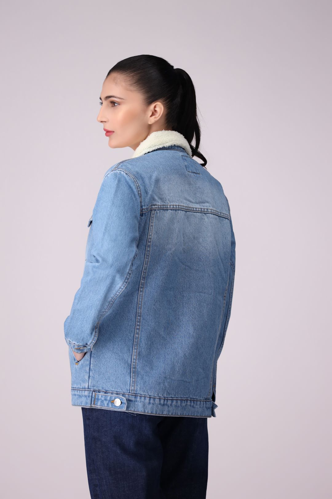 Light Blue Denim Ladies jacket with full fur inside, regular fit.