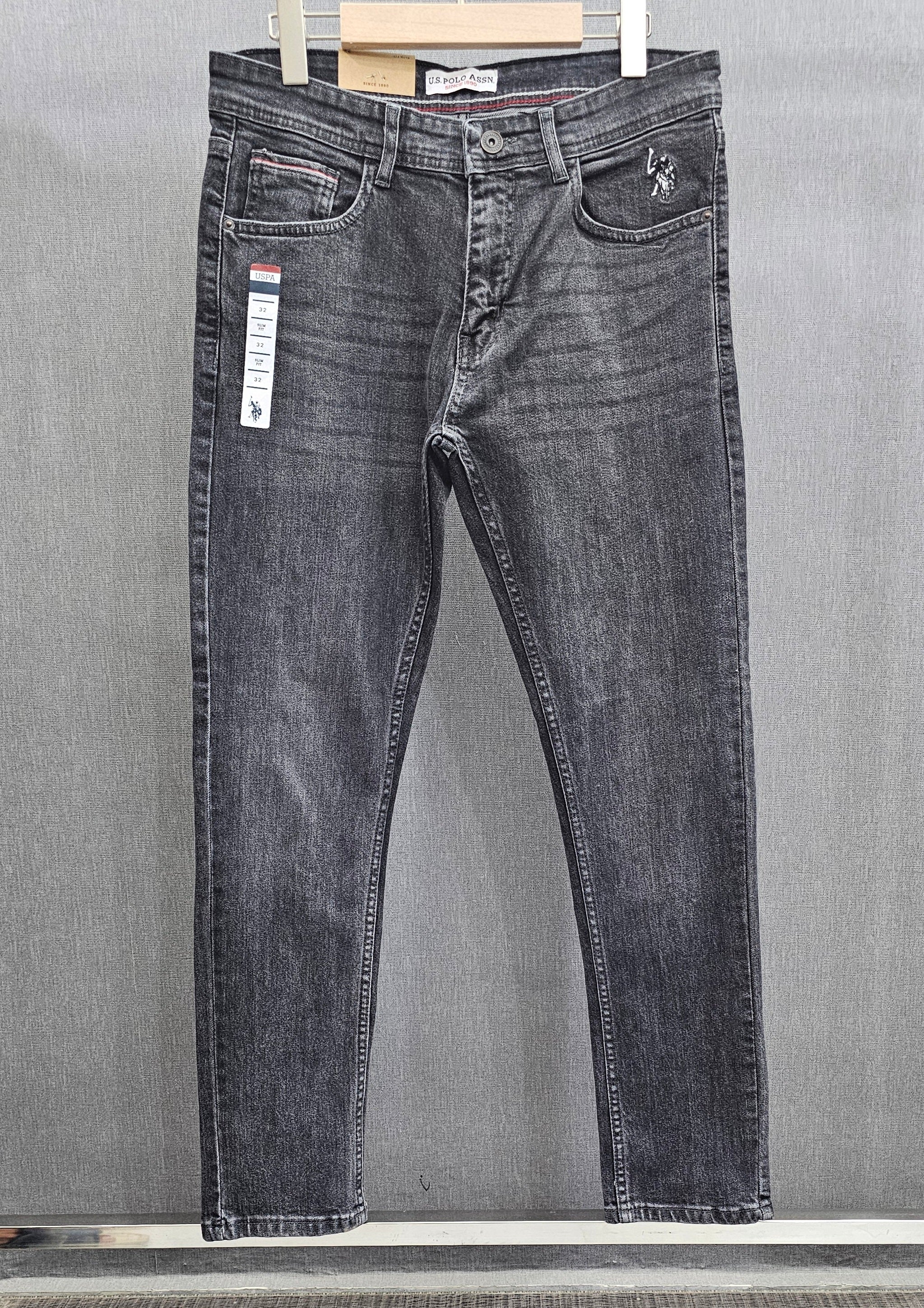 Mens Regular Fit Jeans, soft comfortable Stretch Denim Fabric, Dark Grey faided.