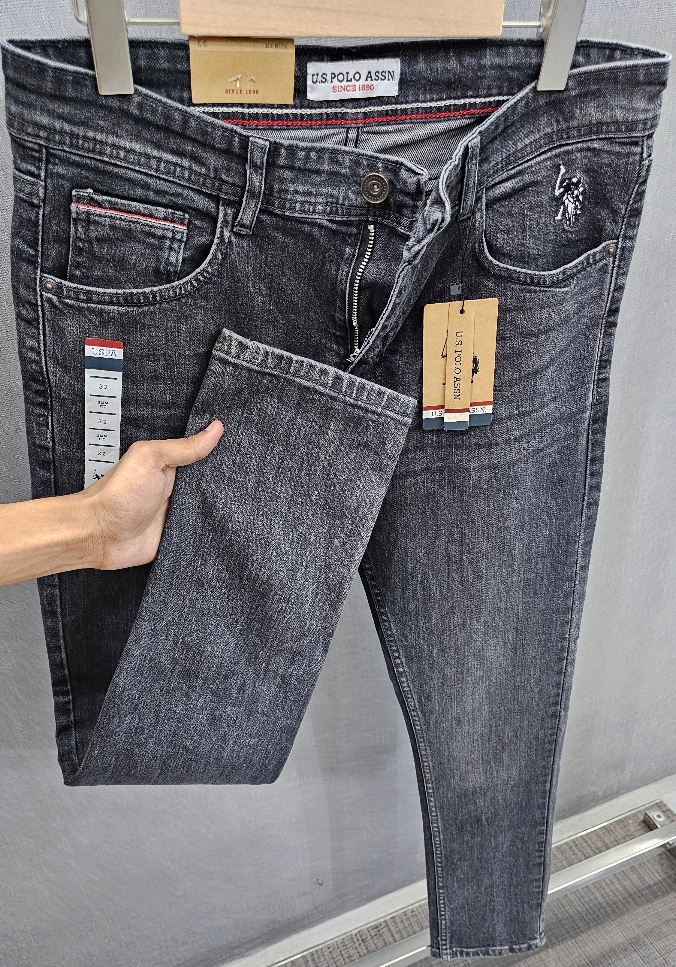 Mens Regular Fit Jeans, soft comfortable Stretch Denim Fabric, Dark Grey faided.