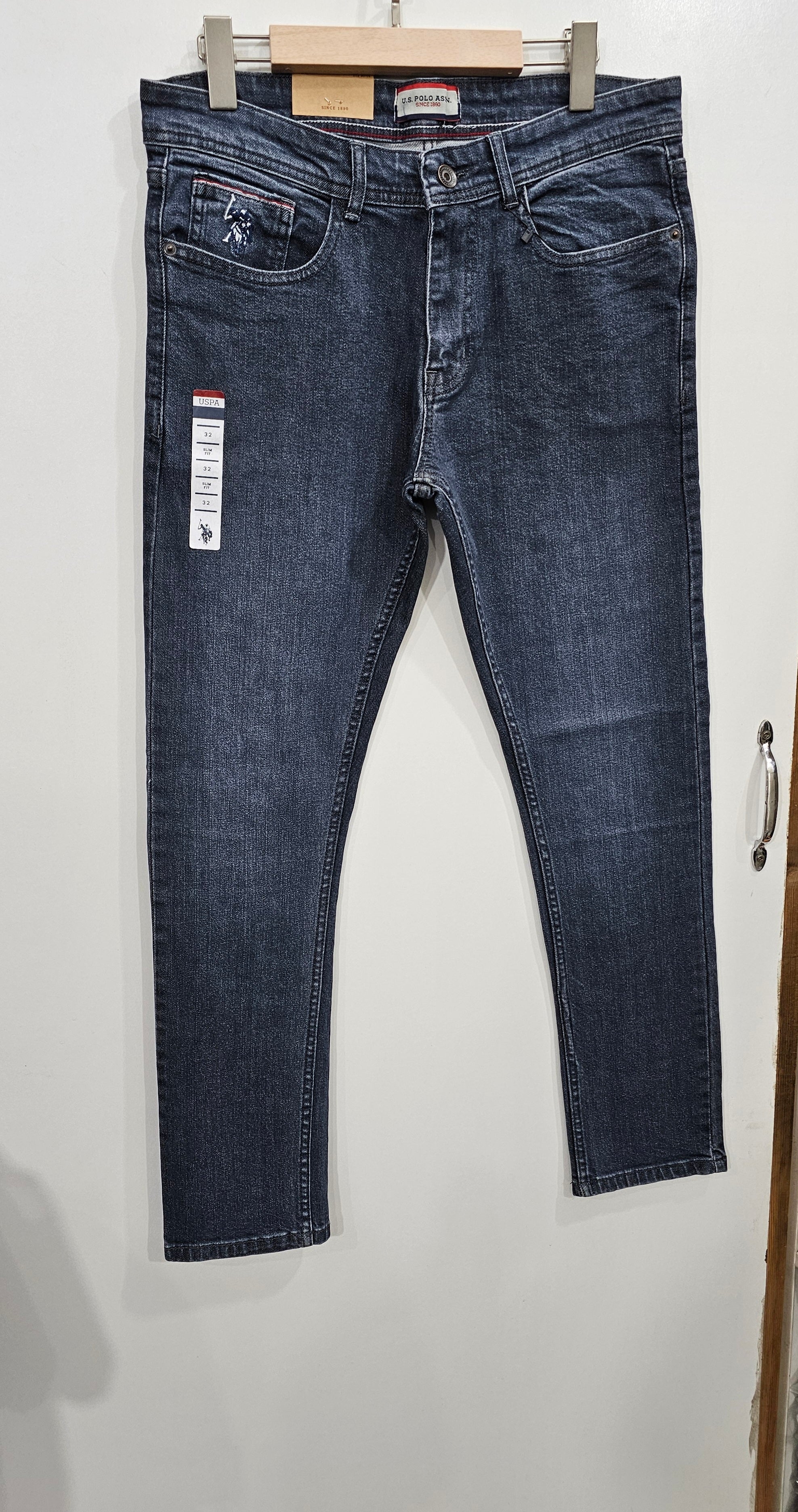 Mens Regular Fit Jeans, soft comfortable Stretch Denim Fabric, Grey colour.