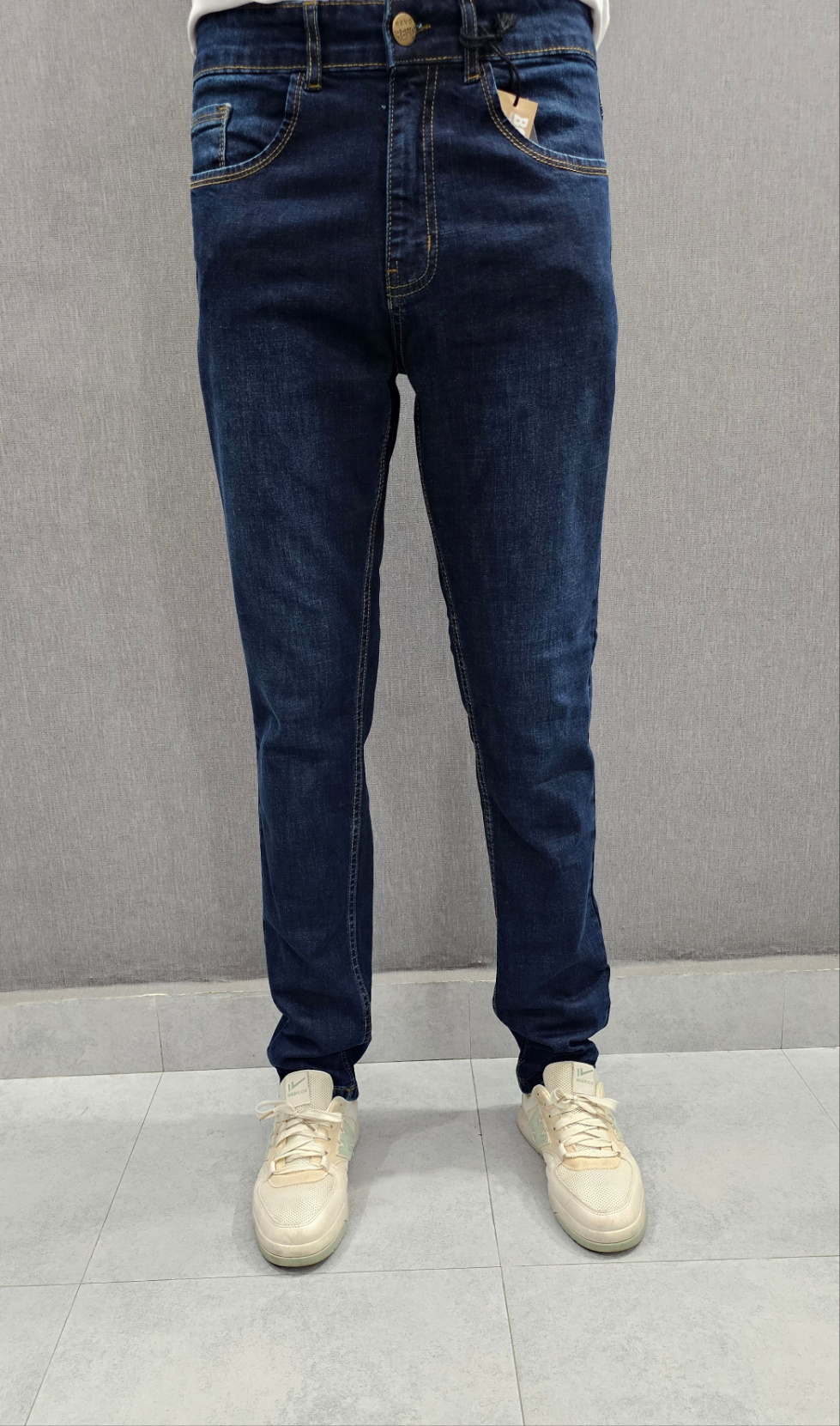 Dark Tinted Blue Regular Fit Jeans, stretch fabric.