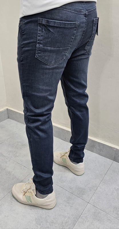 Dark Blue Ankle Fit Jeans