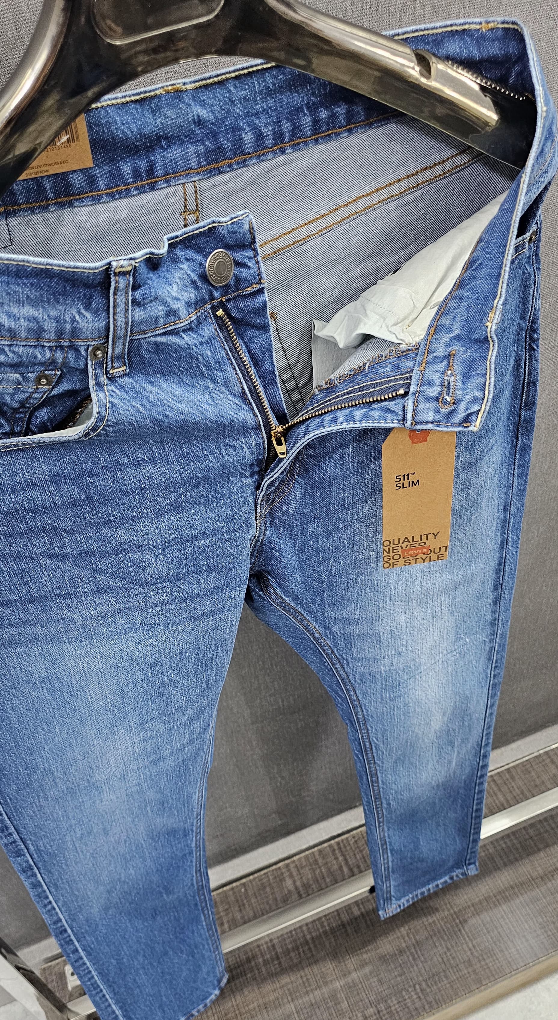 Mid Blue Regular Fit Jeans, stretch comfortable fabric